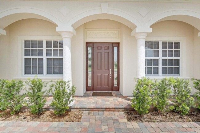 Photo - 301 Rudder Cay Way