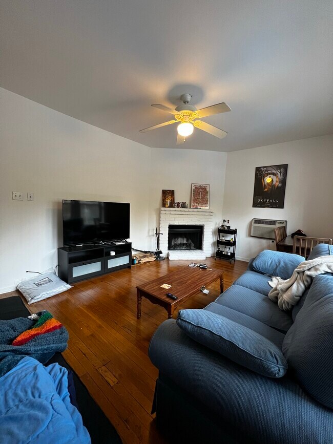 Photo - 519 W Deming Pl Unidad 1N