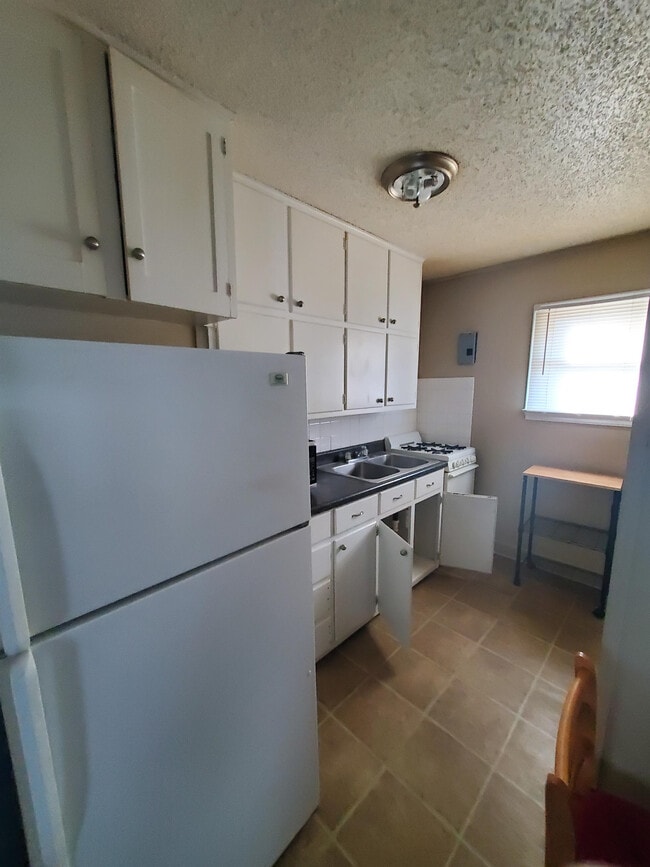 501 Dolomita St