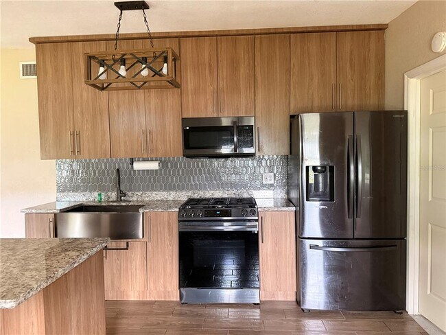 Photo - 201 Bradshaw Dr