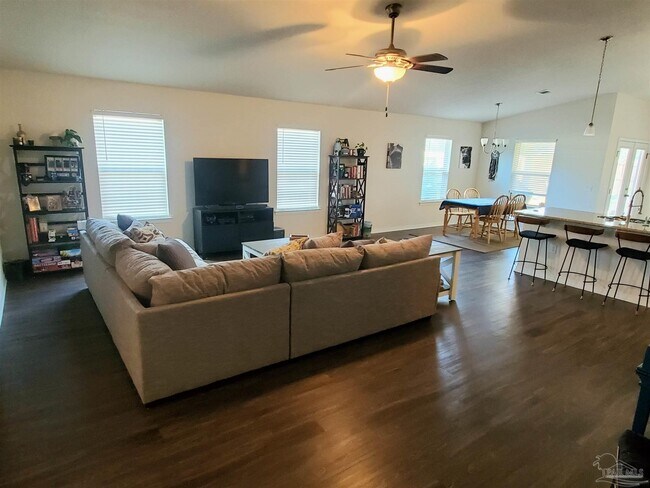 Photo - 4324 Thistle Pne Ct