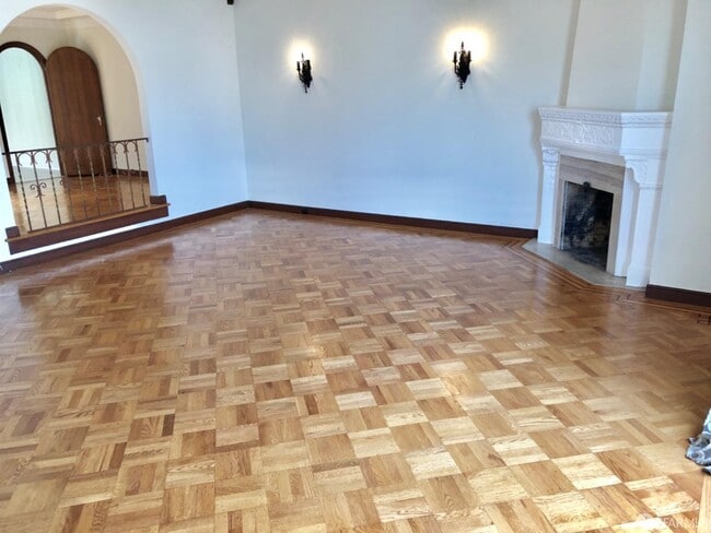 Photo - 1537 34th Ave