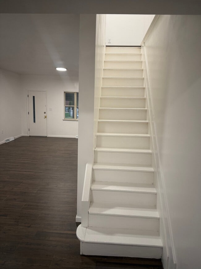 Photo - 1131 Knox St