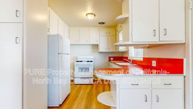 Building Photo - 4942 Sonoma Hwy