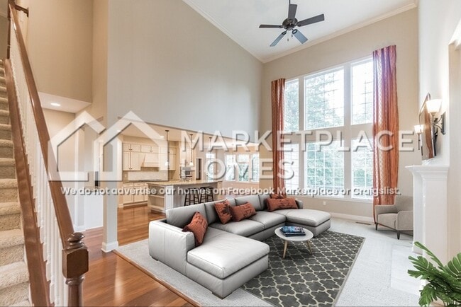 Photo - 2572 Milano Dr