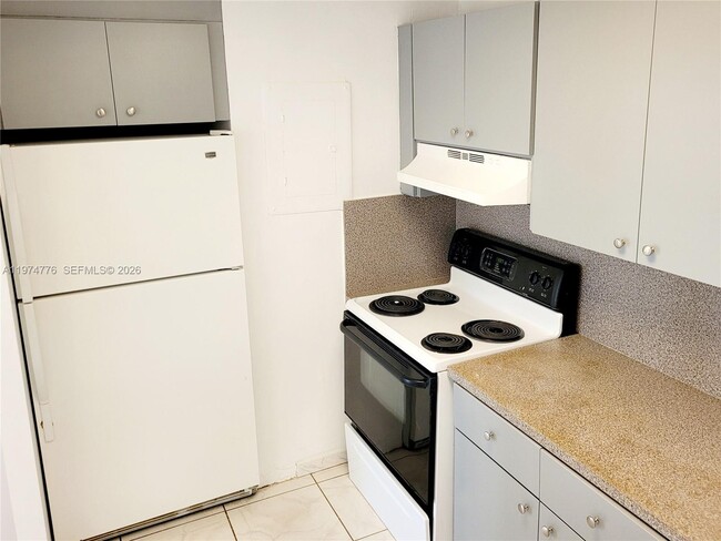 Photo - 1700 NE 191st St Unit 402