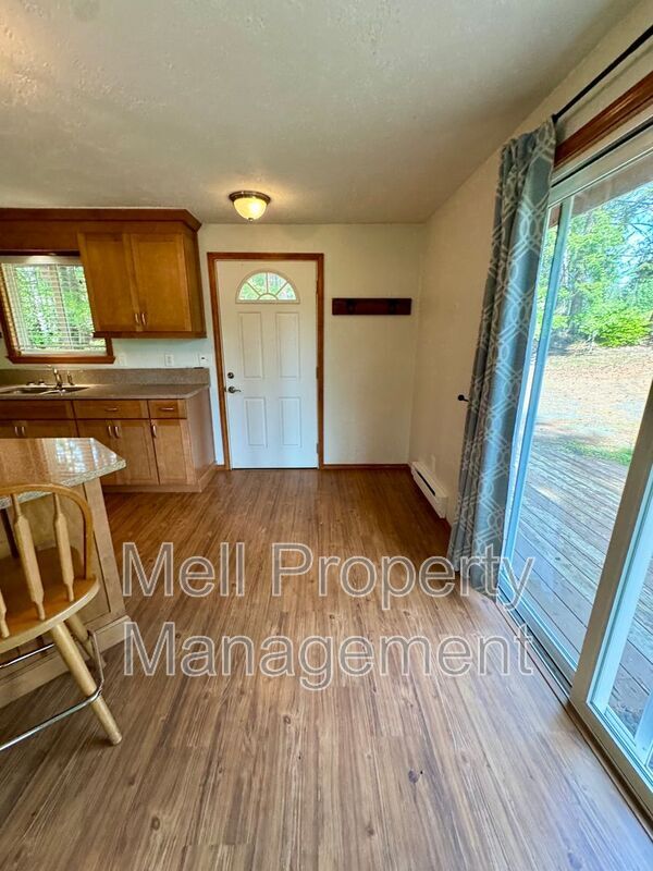 Photo - 231 Dogleg Pl