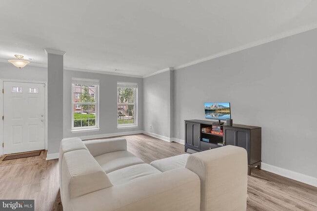 Photo - 3829 Chesterwood Dr