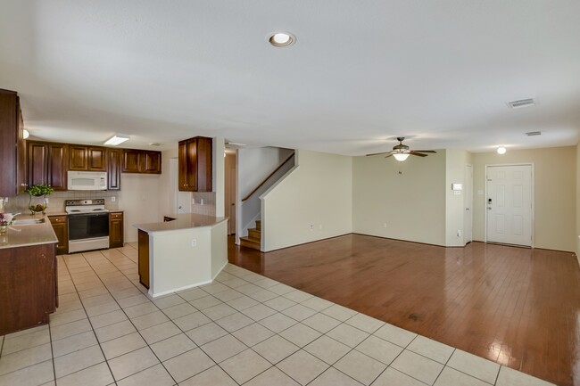 Photo - 18231 Valebluff Ln