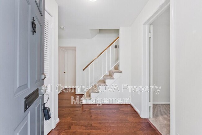 Photo - 3160 Ravenwood Dr