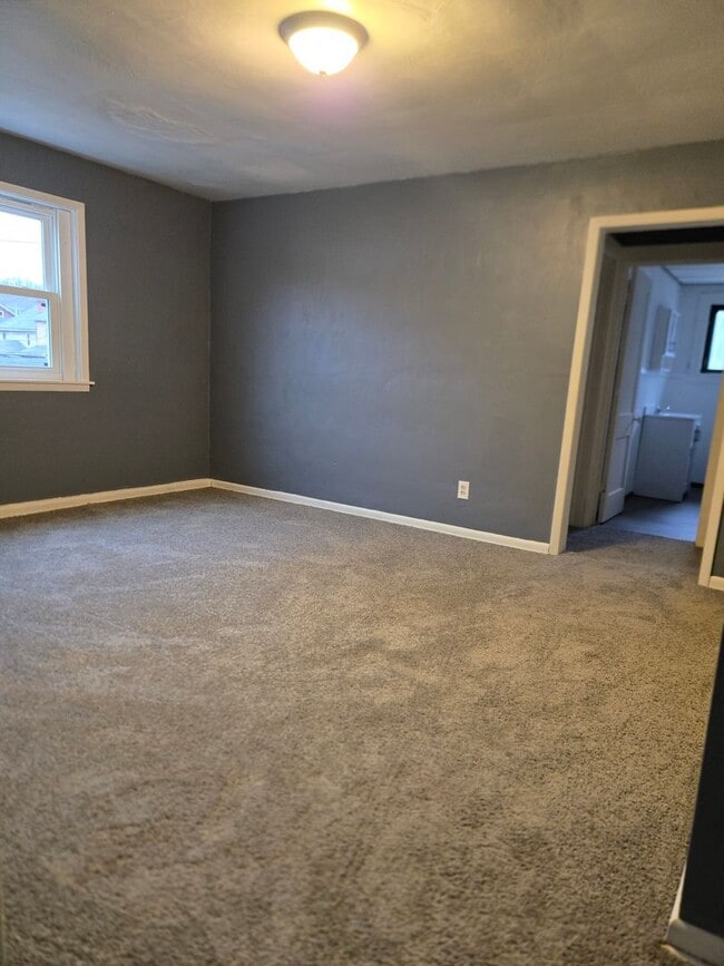 Photo - 98 Garfield St