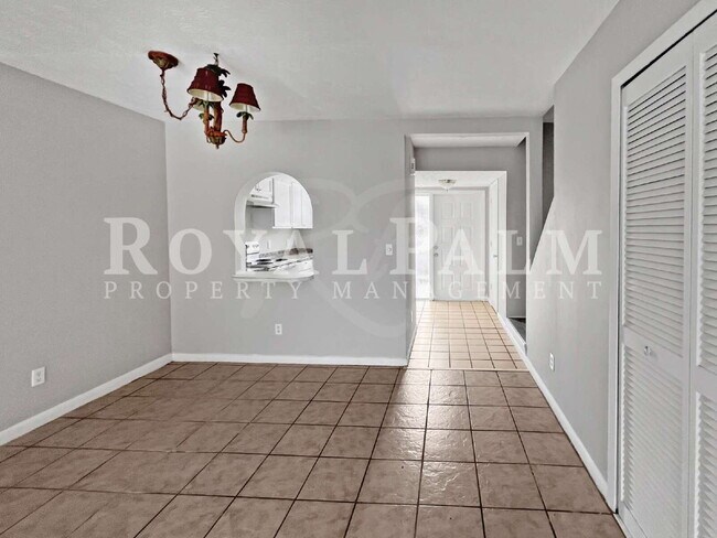 Photo - Petal-Perfect 2BR Cozy Cape Coral Townhouse with a Pool View! Unidad 104