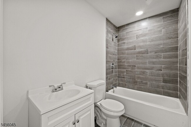Photo - 113 Marshall St