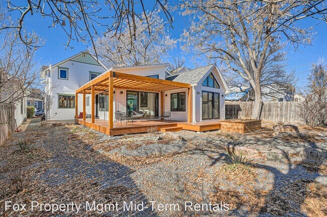 Photo - 3 br, 3 bath House - 824 La Farge Ave