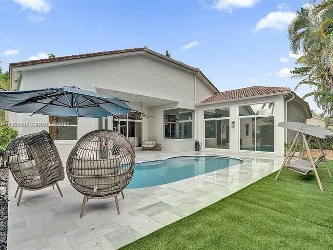 Photo - 2496 Eagle Run Dr