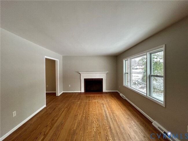 Photo - 2000 Milbank Rd