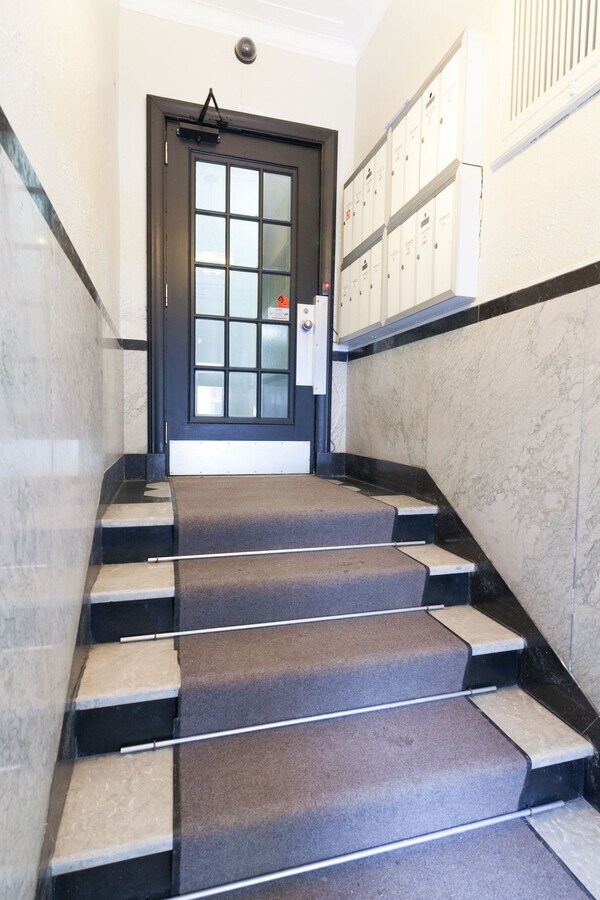 Photo - 2060 du Fort