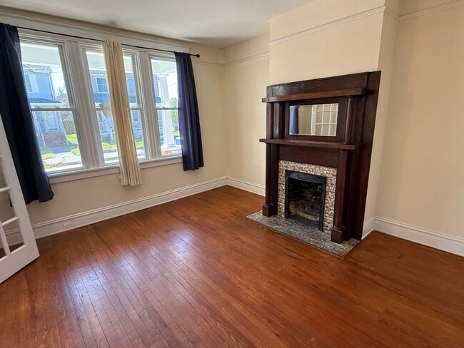 1729 Porter St Unit 1729 Porter St Apt A