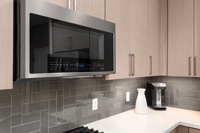 Design Scheme II Kitchen with tile backsplash