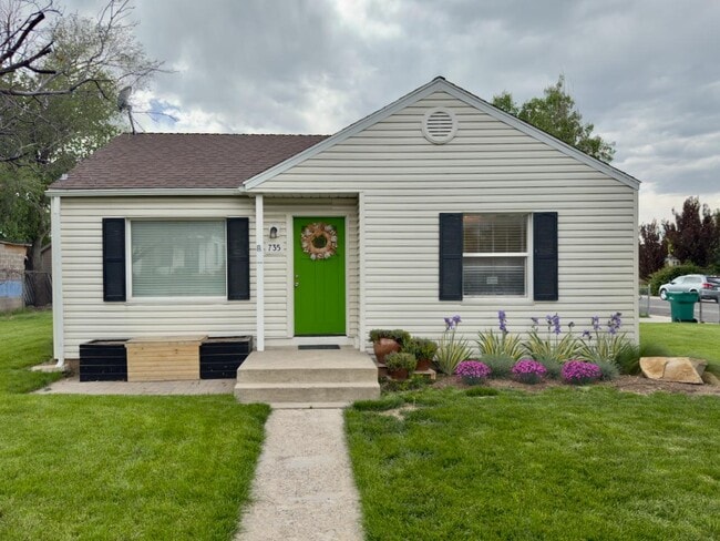 Photo - 735 N 25 W St