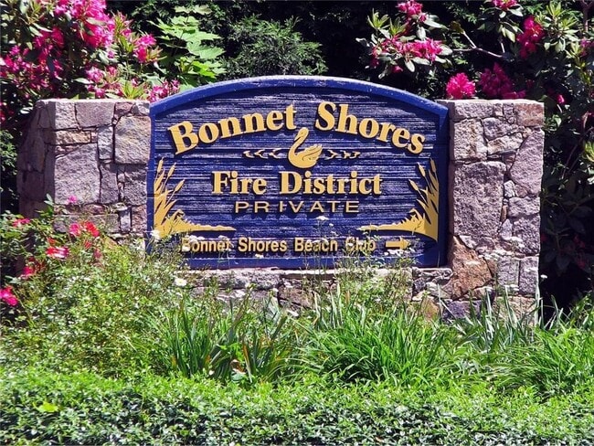 Photo - 140 Treasure Rd