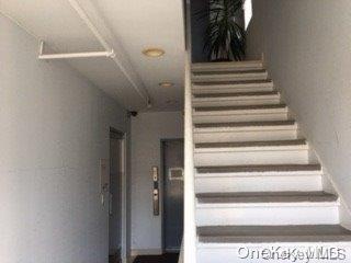 Photo - 990 Westbury Rd Unit 3