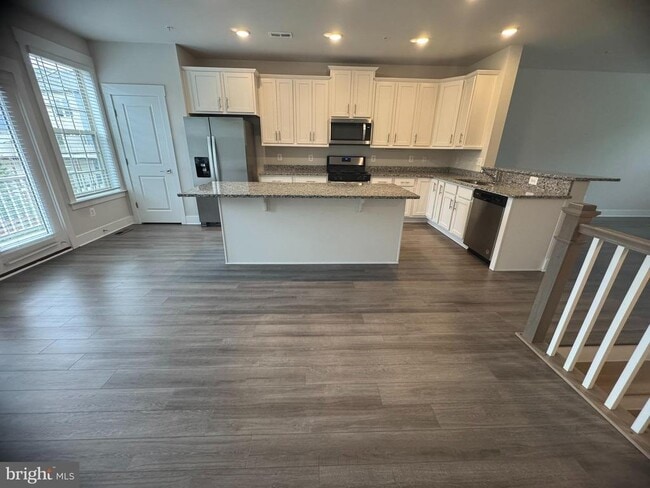 Photo - 203 Pomegranate Ln
