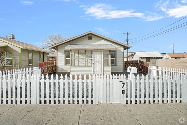 Building Photo - Cute one bedroom house in Fallon $1200 a m...