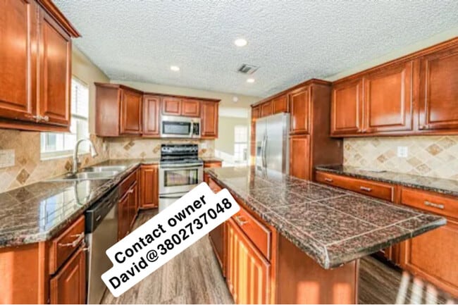 Photo - 215442 Middletown Dr