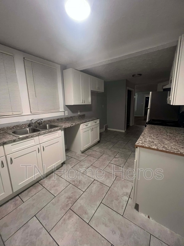 Photo - 2761 Tarleton Ave