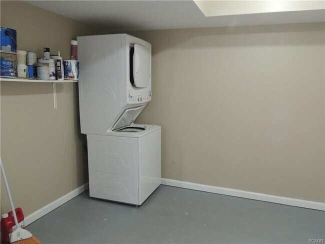 Photo - 20184 Whitaker Way