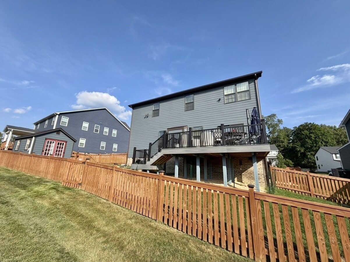 Photo - 9327 Janeway Dr