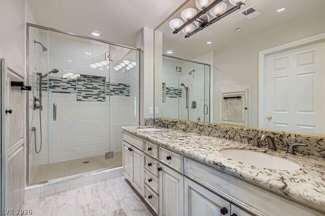Photo - 5016 Mt Pleasant Ln