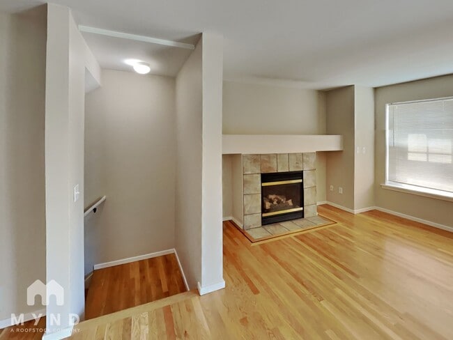 Photo - 323 NW 103rd St