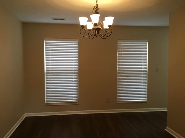 Photo - 2186 Ferndown Dr