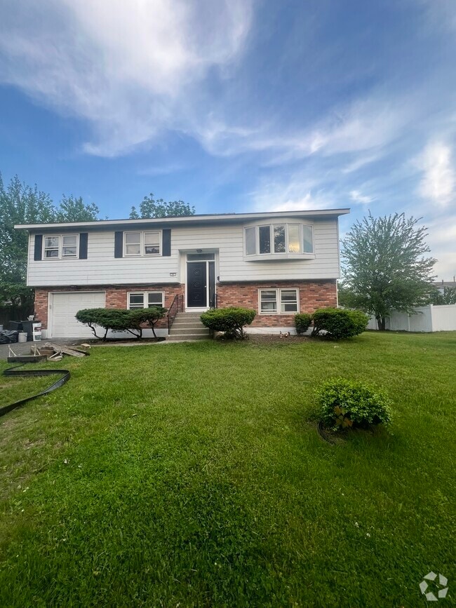 Houses for Rent in Colonie NY 5 Houses