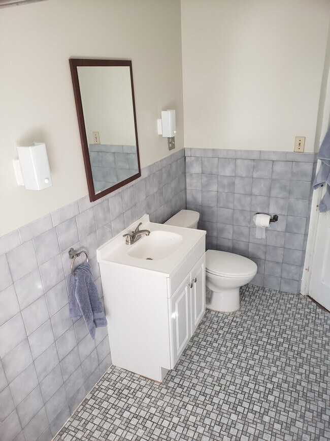 Photo - 385 Pond Ave Unit 3