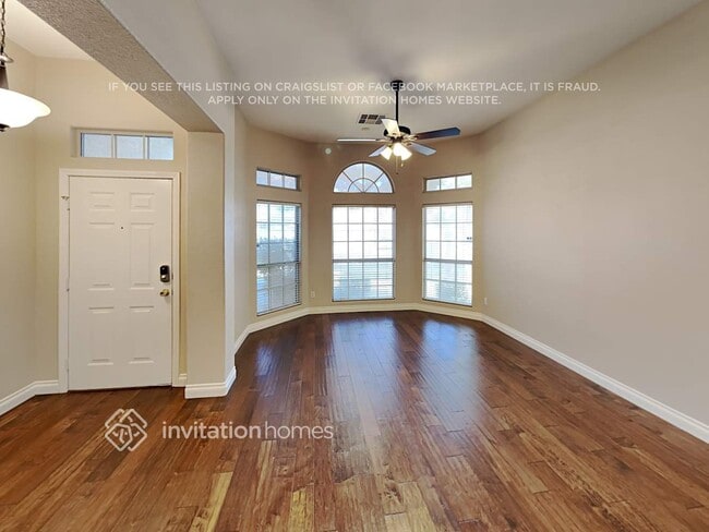 182 Raton Dr
