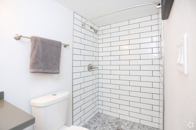 2BR, 2BA - Model Unit Primary Bathroom