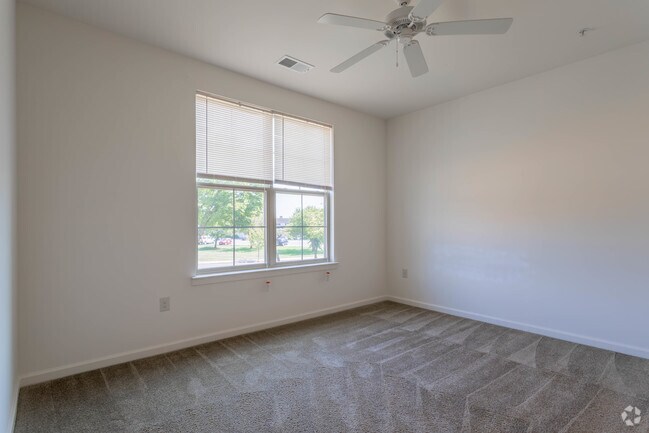 2 BR, 2 BA - 1,267 SF