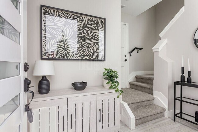 Photo - 1262 Yates St