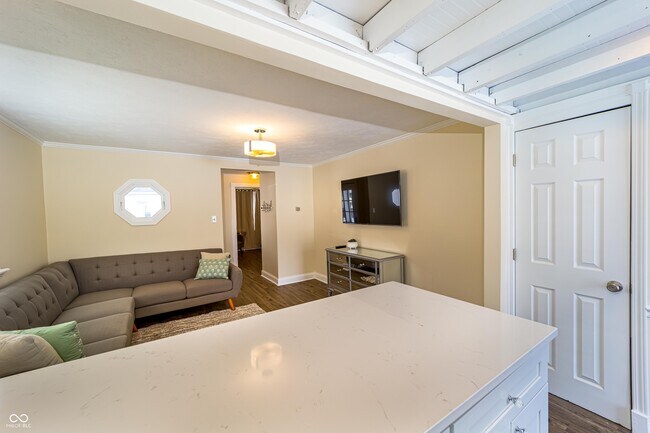 Photo - 388 W Pearl St