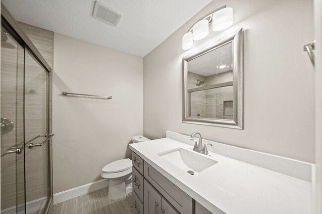 Photo - 2121 Fountain View Dr Unit 29