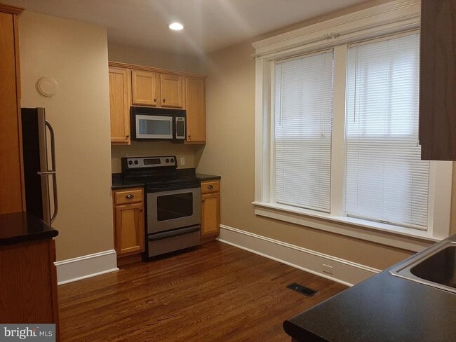 Photo - 443 N Loudoun St Unit 2