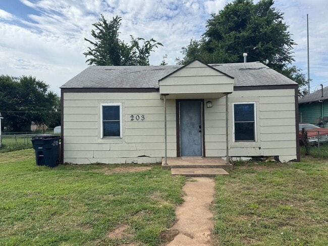 Building Photo - 203 E State Ave Rental