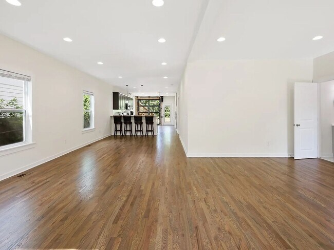 Photo - Great 4BR 3.5 Bath in Nashville