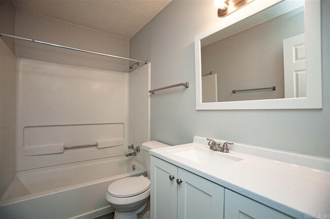 Photo - 2018 S Tyler St