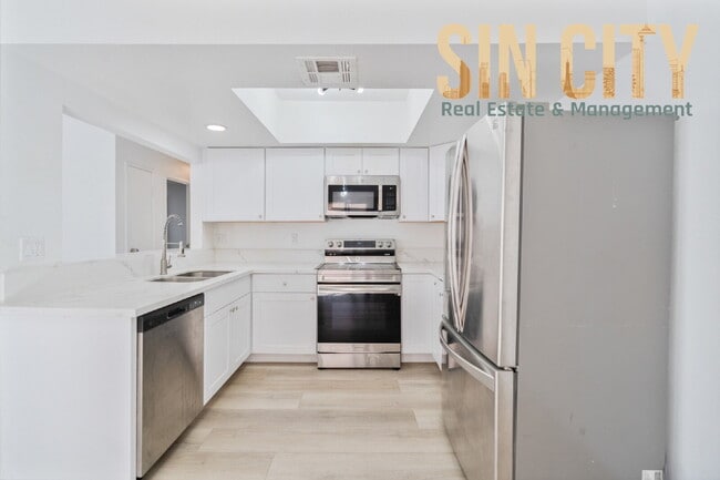 Photo - 5064 Spencer St Unit C