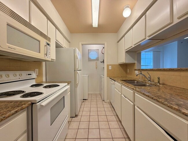 Photo - 501 W 26th St Unit 308