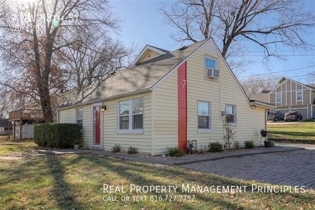 Photo - 7 NW 88th St House